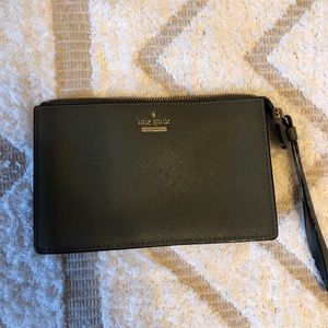 Green Kate spade wristlet